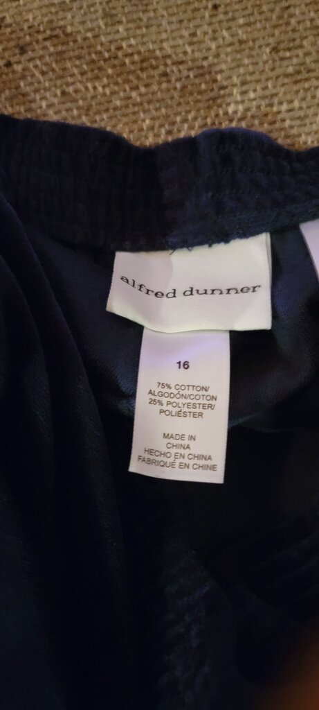 Alfred Dunner Women's Navy Blue Pants Size 16