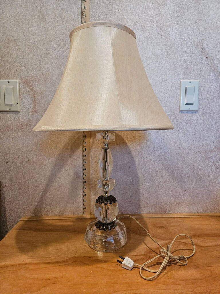 Vintage Elegant Crystal & brass Table Lamp Paperweight Possibly St. Clair