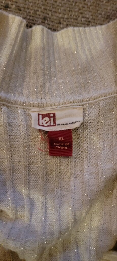 Lei Women's Ribbed Long Sleeve Sweater