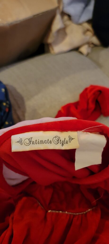 Intimate Style Red Kaftan