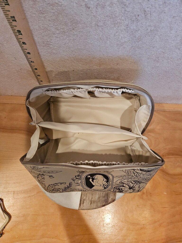 Elegant Floral Makeup Bag