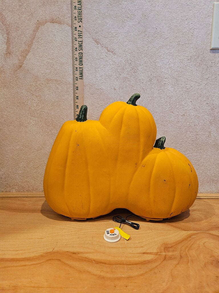 RARE Impossibly hard to find Gemmy 2011 Lighted Musical Pumpkin Trio 100% working