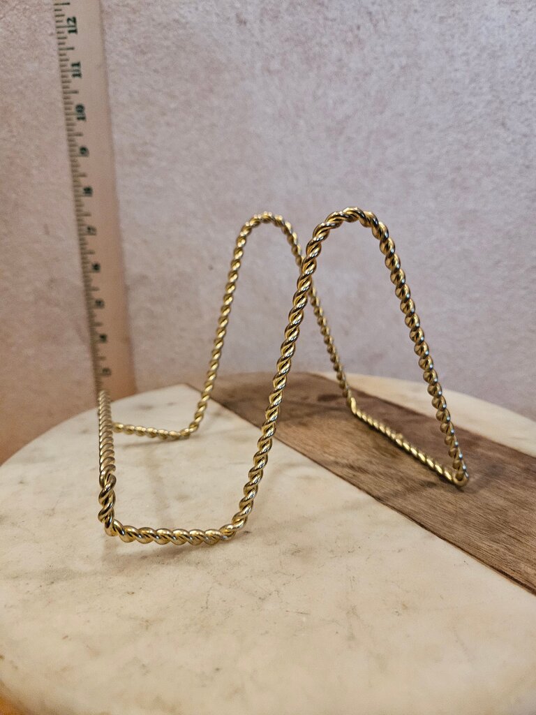 Vintage Small twisted Gold Wire Metal Plate Stand book holder cookbook display Tabletop Display Easel