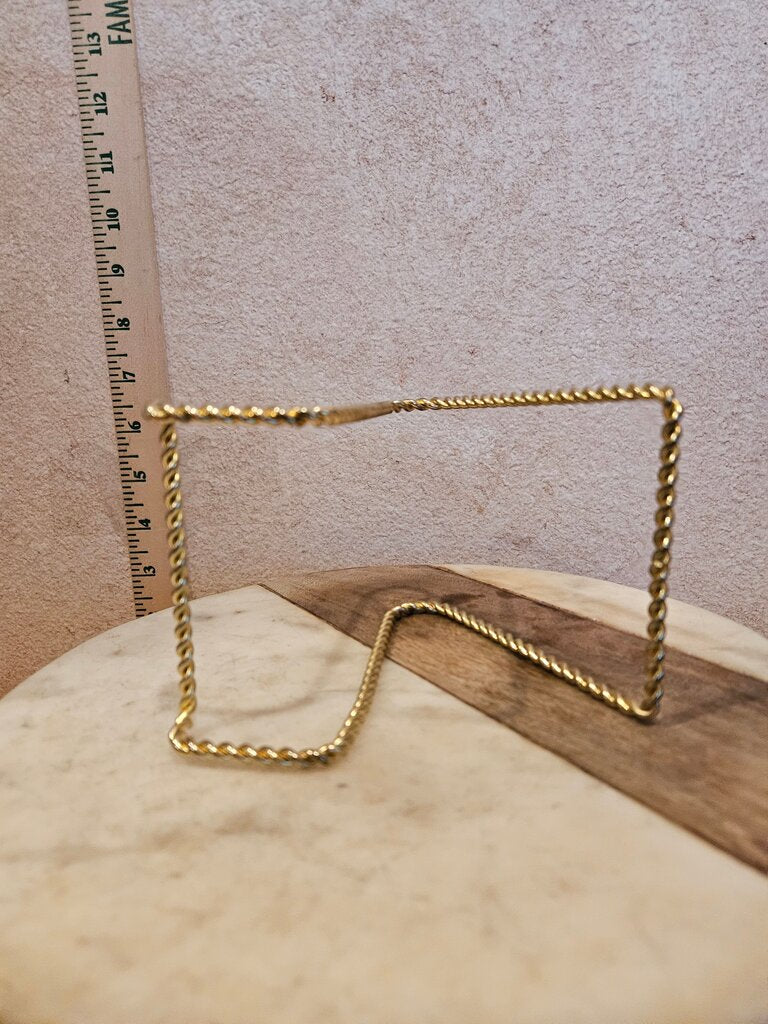 Vintage Small twisted Gold Wire Metal Plate Stand book holder cookbook display Tabletop Display Easel