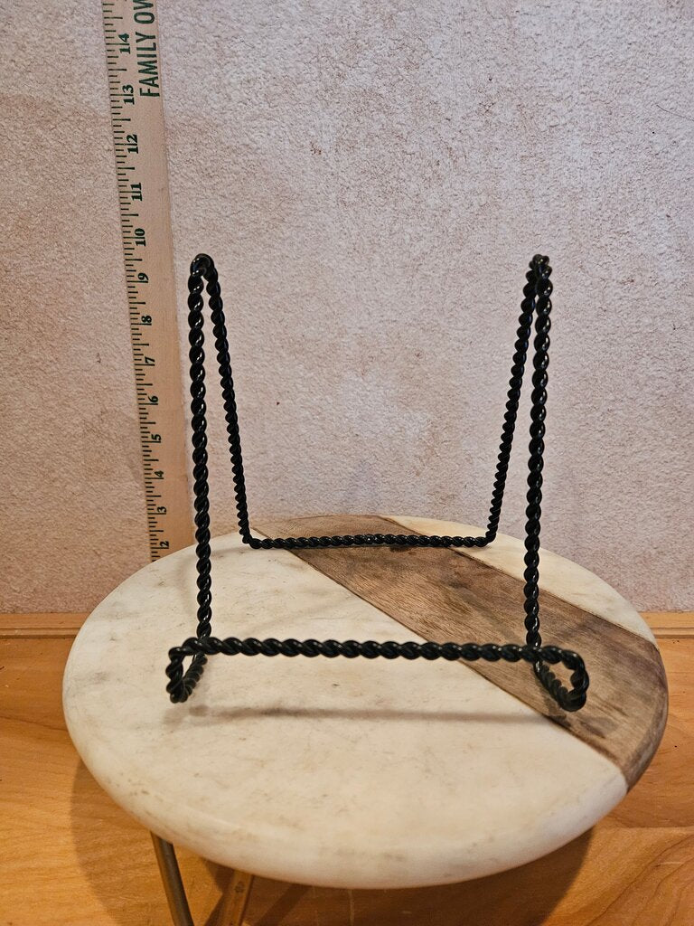 Black Vintage Small twisted Wire Metal Plate Stand book holder cookbook display Tabletop Display Easel