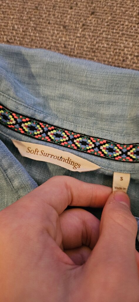 Soft Surroundings Chambray Shirt