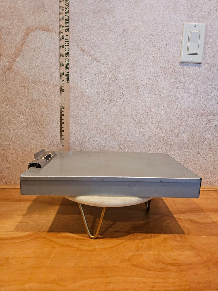 Metal Vintage Metal Hinged Aluminum Patient Chart Hospital Clipboard Service Station Storage Desk organizer
