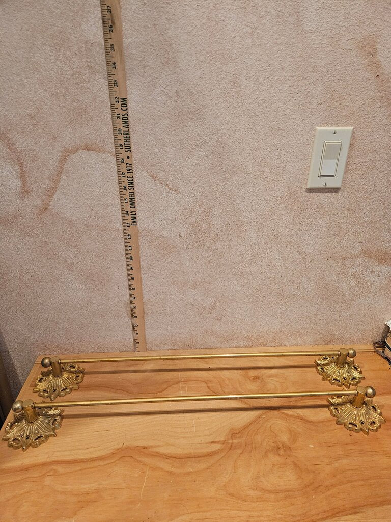 Vintage Rare Pair of MCM Gilded Brass Ornate Gilded Towel Holder w Floral Gilt Wall Mount Gilt Motif Design Hollywood Regency