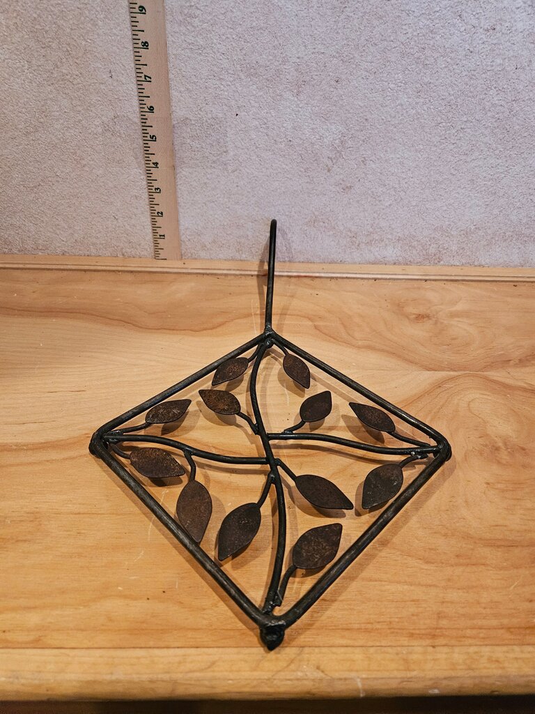 Decorative Iron Leaf Design Wall, Table Decor, trivet scroll Design