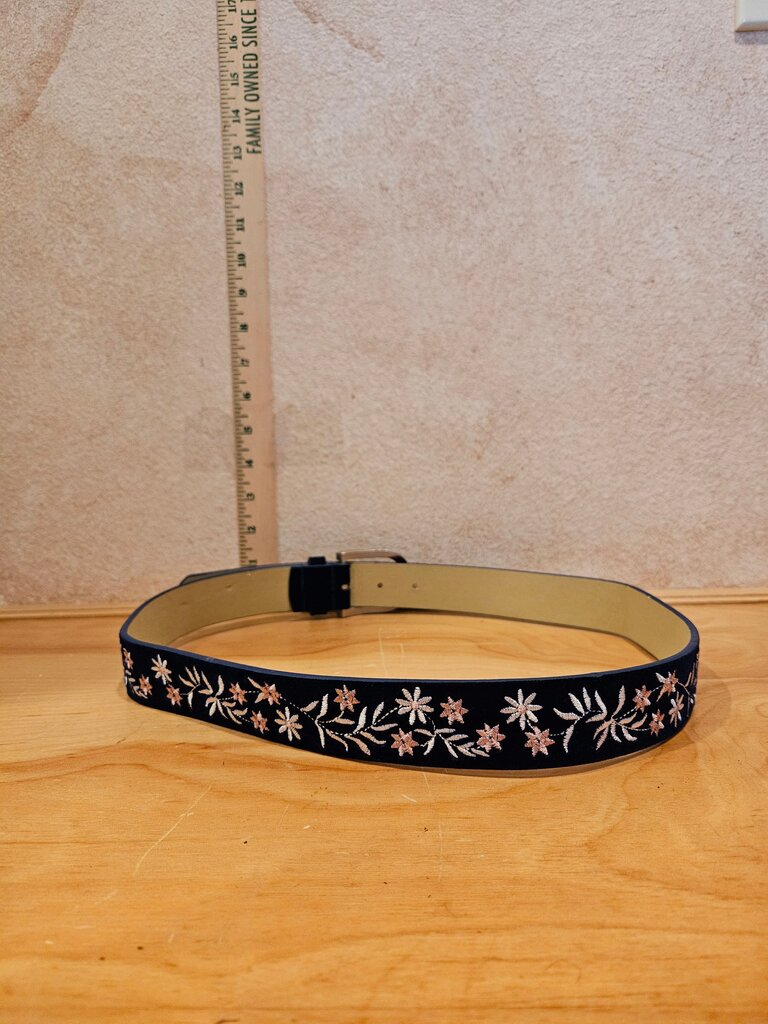Floral Embroidered Black Belt