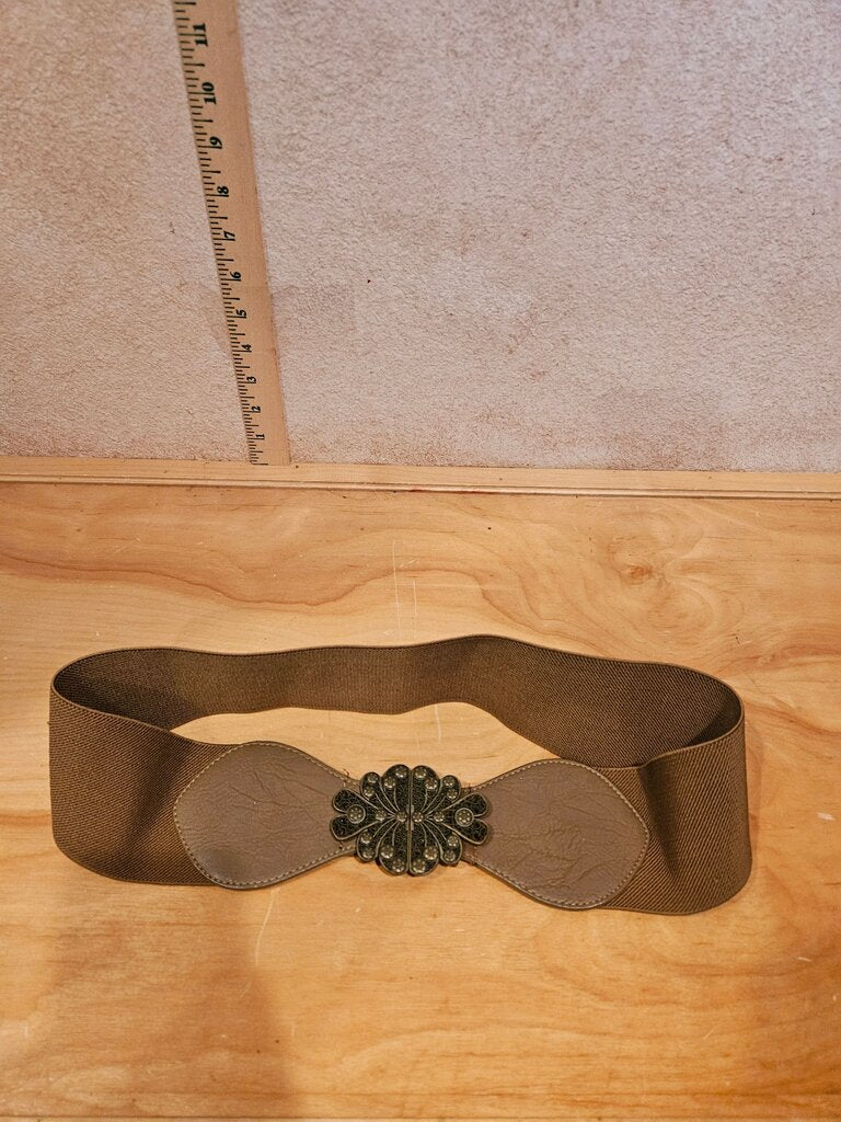 Brown Fashion Belt with Decorative Buckle