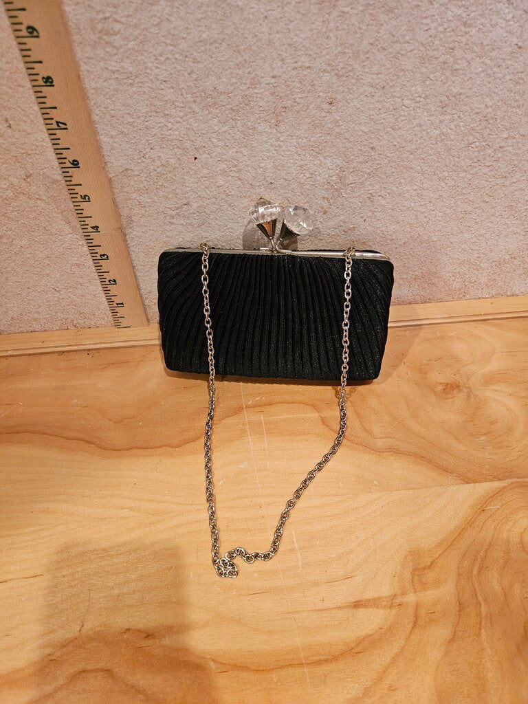 Elegant Black Pleated Evening Clutch