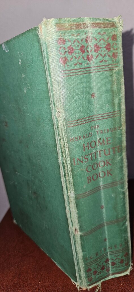 The Herald Tribune Home Institute Cook Book