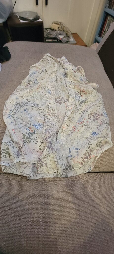 Floral Print Sleeveless Top