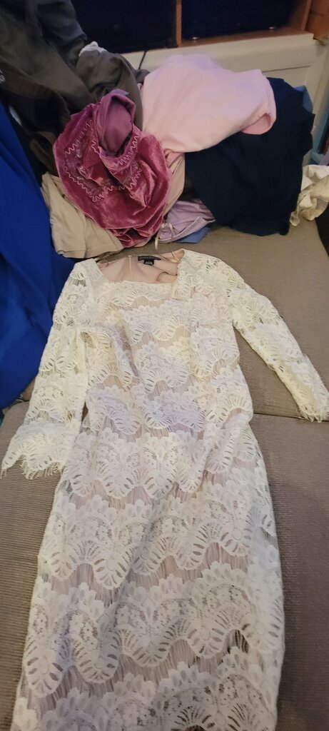 Jessica Howard Lace Dress