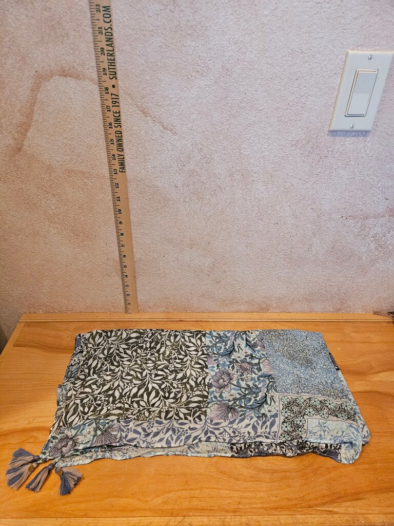 J. JILL Floral Paisley Cream Blue Purple teal Blue Jewel Tone Patchwork Scarf w tassel corners Romantic, breezy, lightweight soft elegant