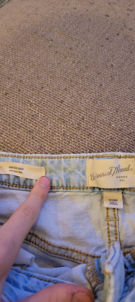 Universal Thread Vintage Midi Jean Shorts