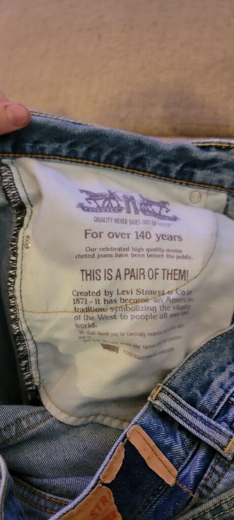 Levi's Classic Blue Jeans 35 years old 90's y2K 00's 2000's well worn Measures like 36X30
