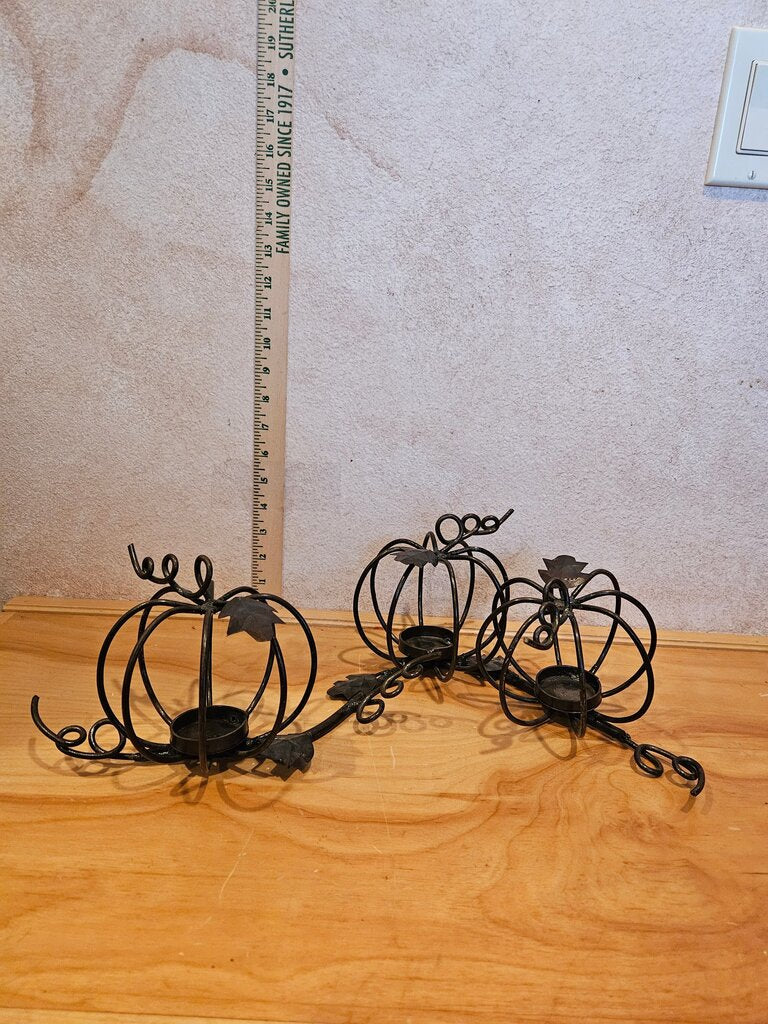 Yankee Candle Triple Metal PUMPKIN TEALIGHT HOLDER w/Yankee Candle Tealights