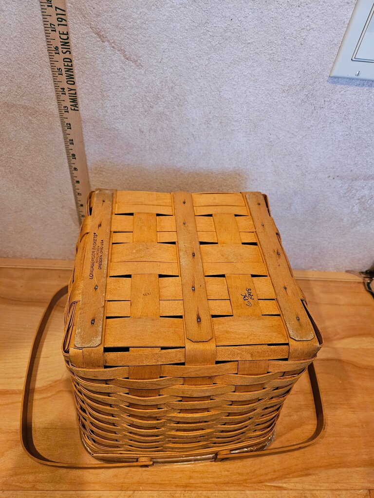 NEW Vintage Signed Wood Lidded basket, Mothers day, Longaberger, Storage basket Craft basket, Wood basket, Basket, Collectible basket, Xmas basket, Wicker basket
