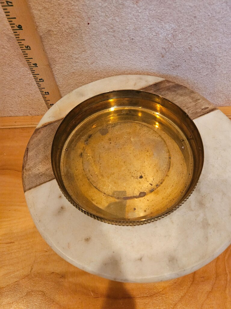 Vintage Brass Round Trinket catchall Tray Plate w/ Chain Trim Detail, plant water plate, riser