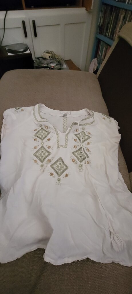 Dressbarn White Embroidered Top