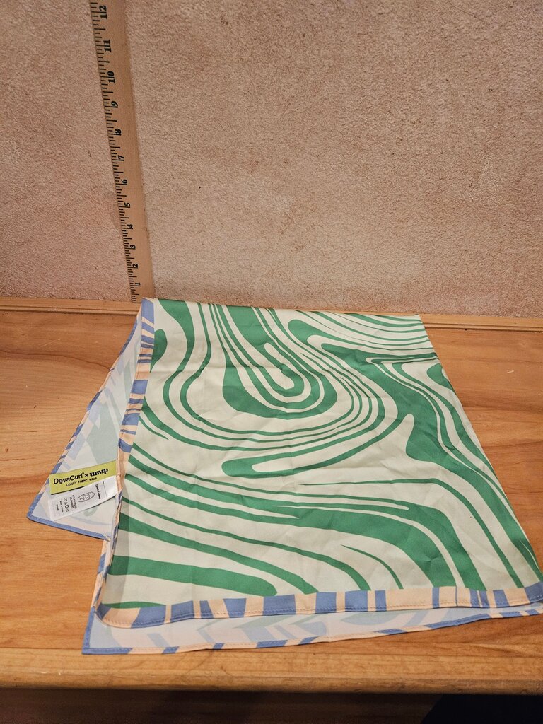 DevaCurl Luxury Fabric Wrap