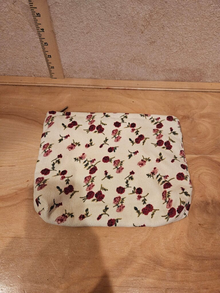 Floral Print Zipper Pouch
