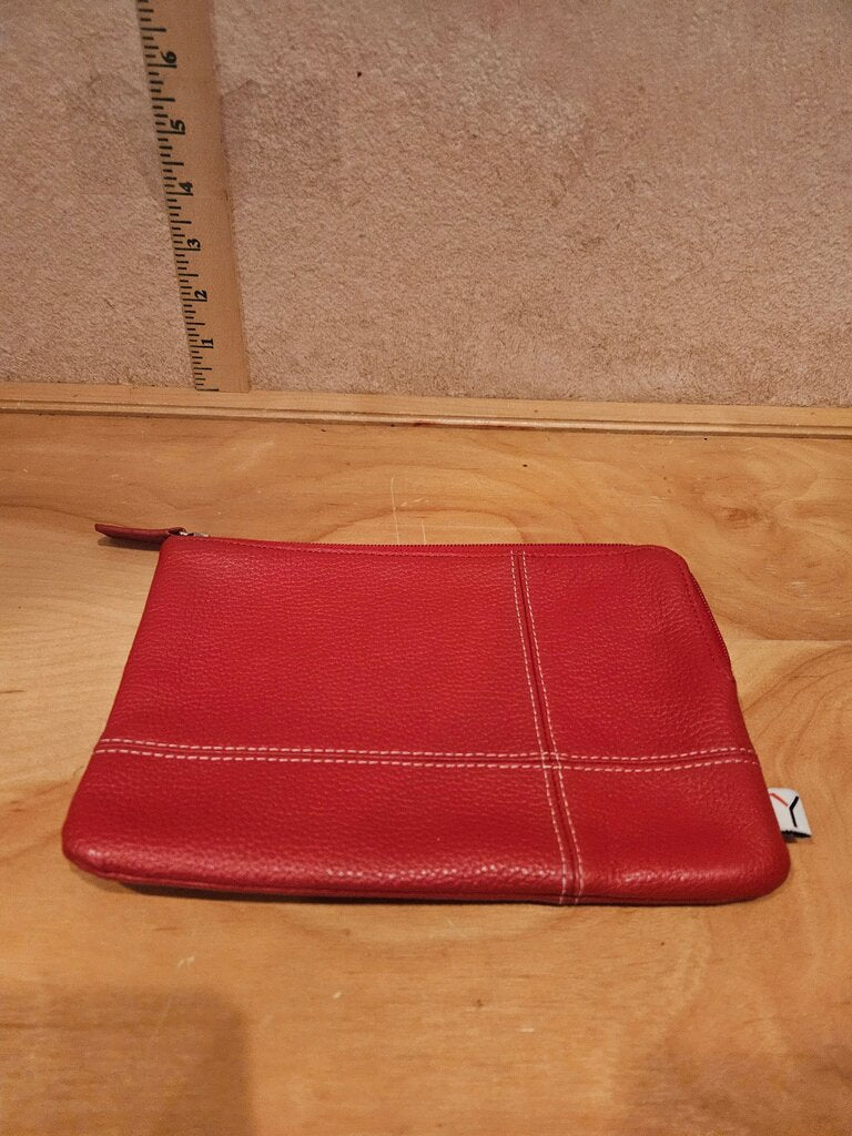 Brydge Genuine Leather Sleeve Case for iPad Air , Air 2 or Pro 9.7-inch Red Zippered Pouch