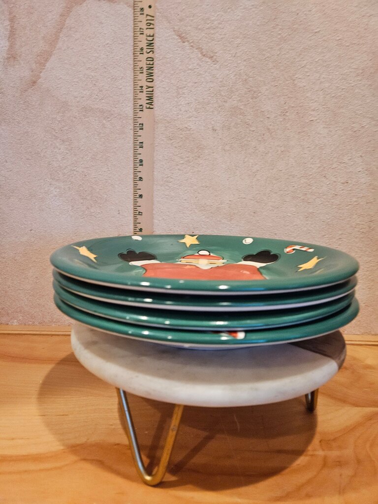 Gibson Santa Fun Holiday Serving Plate Set of 4