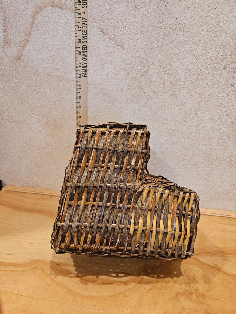 Valentines HEART Weaved BREAD BASKET Wicker Wooden Woven Tray display Natural