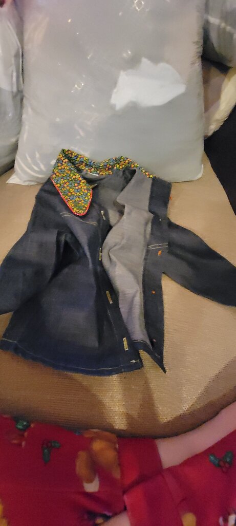 Vintage 1970s Sears Roebuck Growing Girl Tag 10 Button up cowgirl Denium shirt w folk-art collar