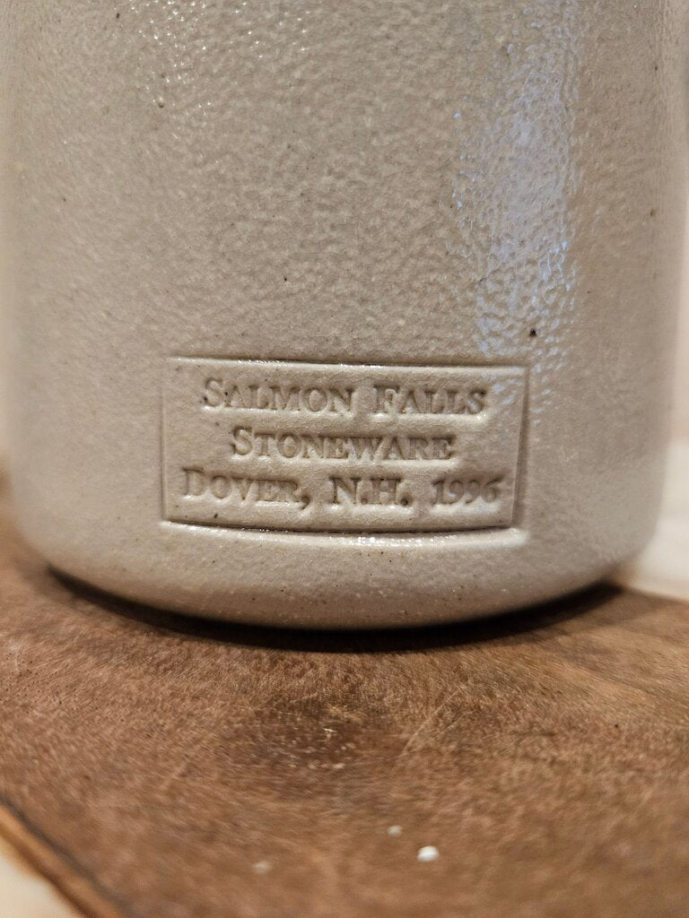Salmon Falls Stoneware Salt Glazed Pottery Blueberry Basket Crock 1993
