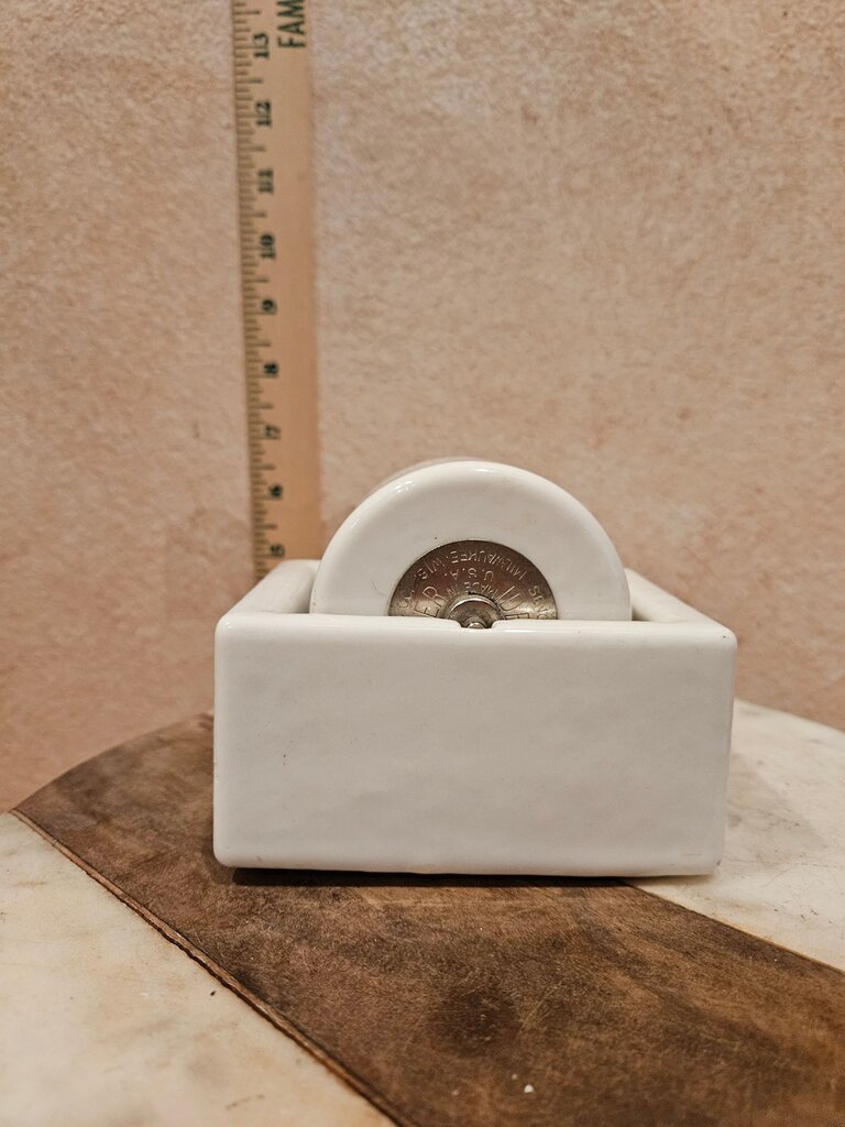 Vintage Sengbusch Ideal Junior Stamp Moistener Wetter White Porcelain 2 x 2.5 in Paperweight