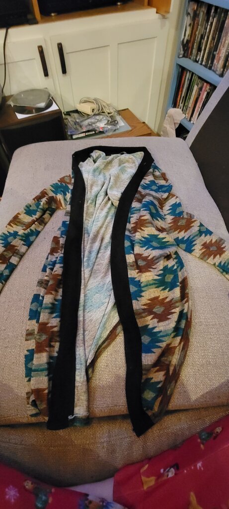 Hug+ Multicolor Aztec Print Cardigan