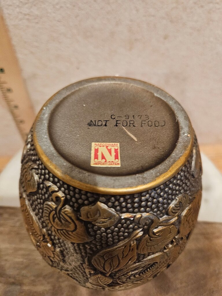 Unique Vintage Embossed Engraved Ornate Design Floral Pattern Japanese Vase bronze & Gold color