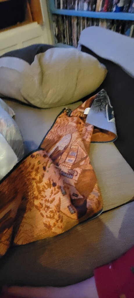 Decorative Throw Blanket with Scenic Design