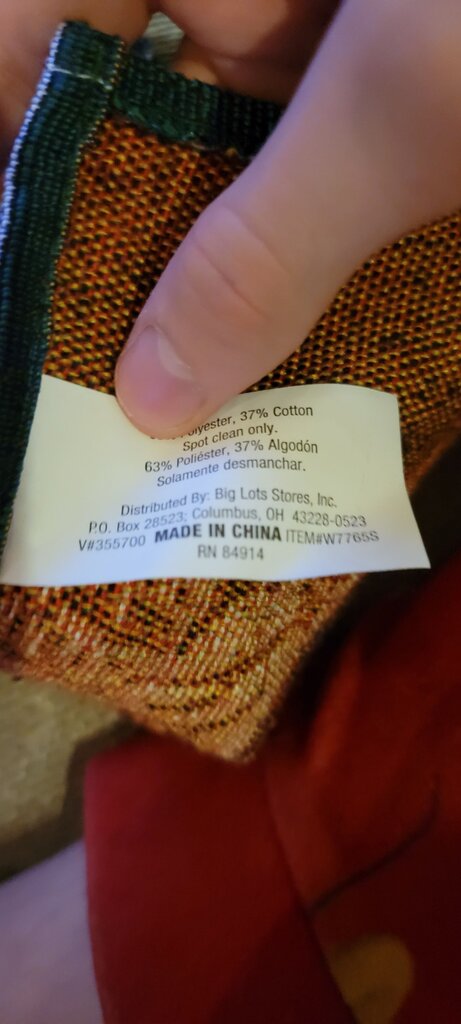Decorative Throw Blanket with Scenic Design