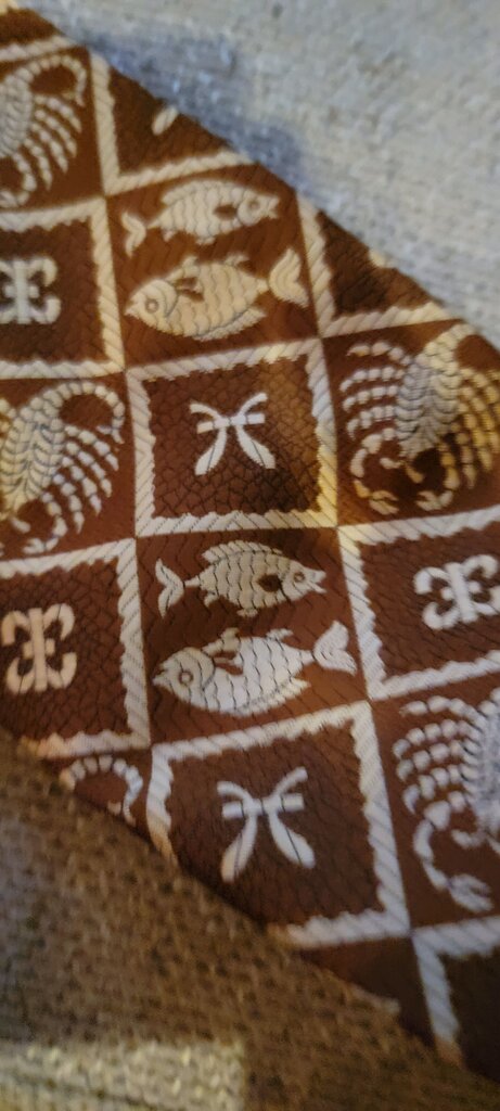 Fish Pattern Tie