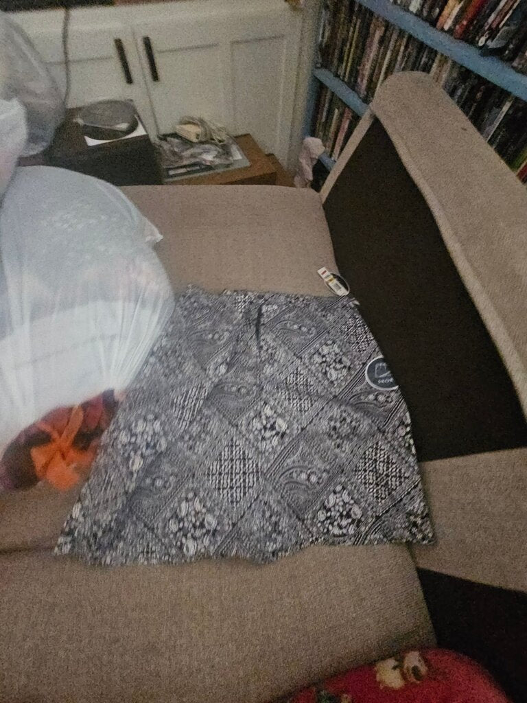 Karen Scott Women's Black and White Print Skirt