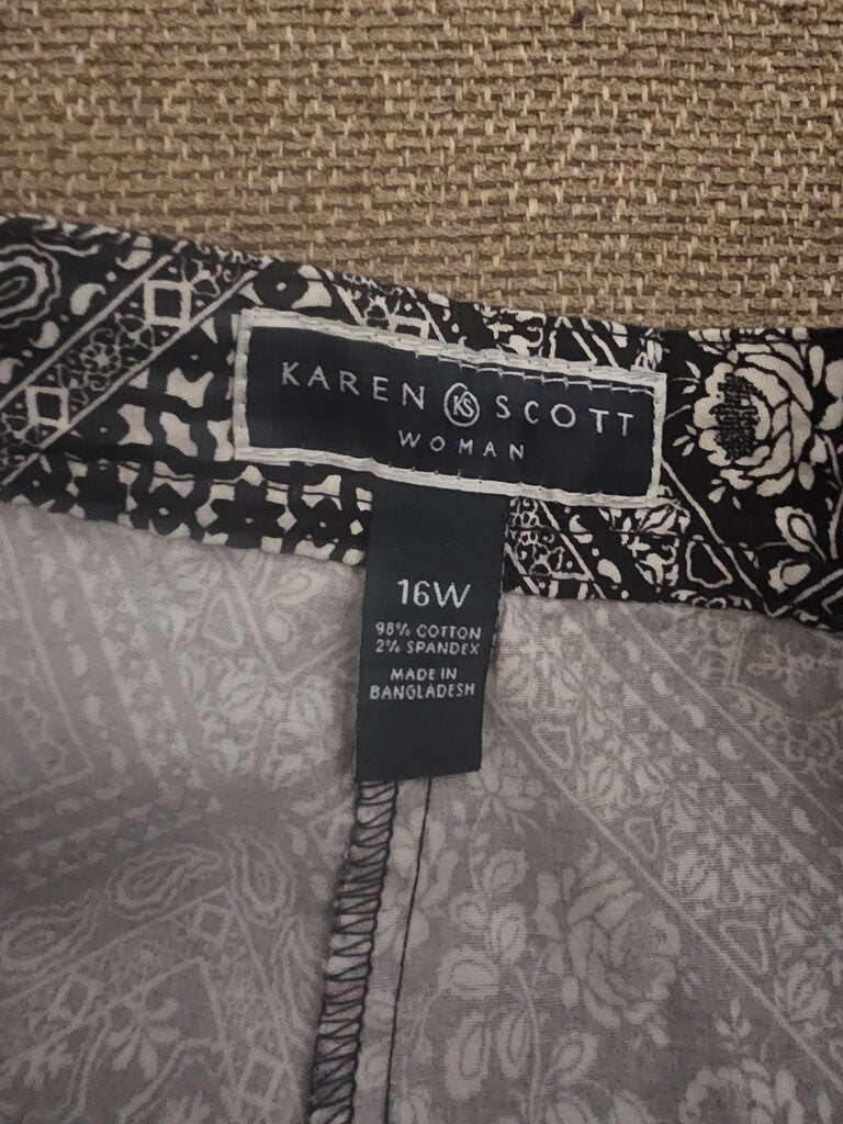 Karen Scott Women's Black and White Print Skirt