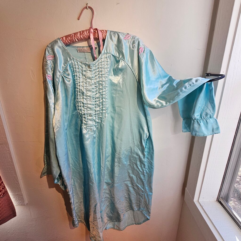 Vintage Ashley Taylor Satin two piece set