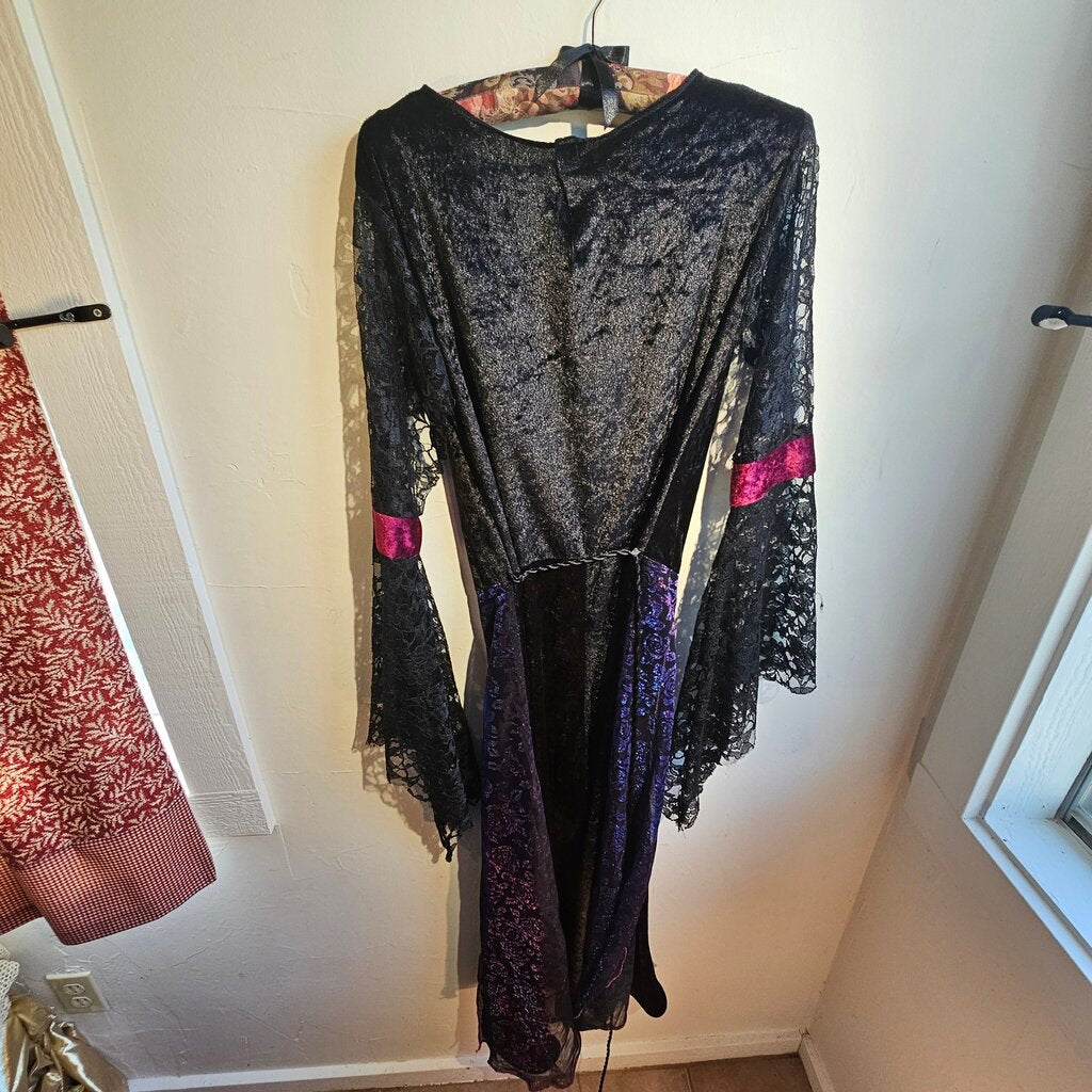Vintage Black and Purple Lace Dress