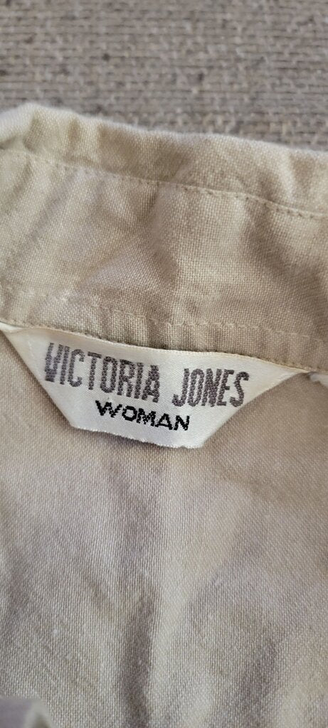 Victoria Jones Women's Colorful Patterned Top