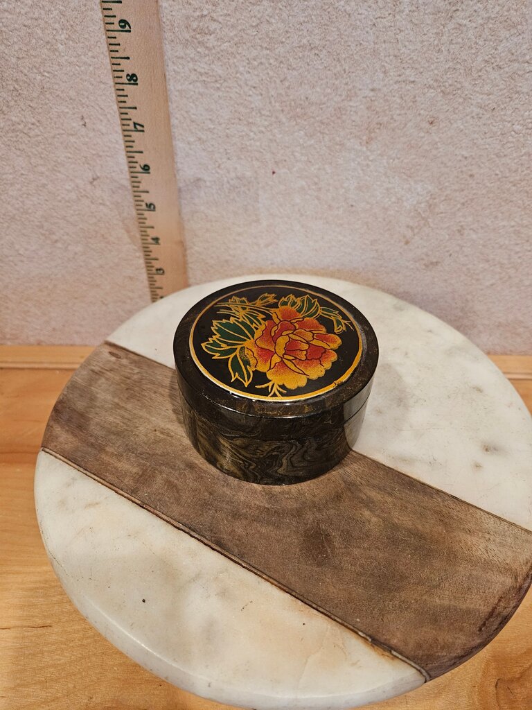 Lacquer Trinket box Floral Trinket Jewelry Knick Knack Ring lidded box Vanity Display