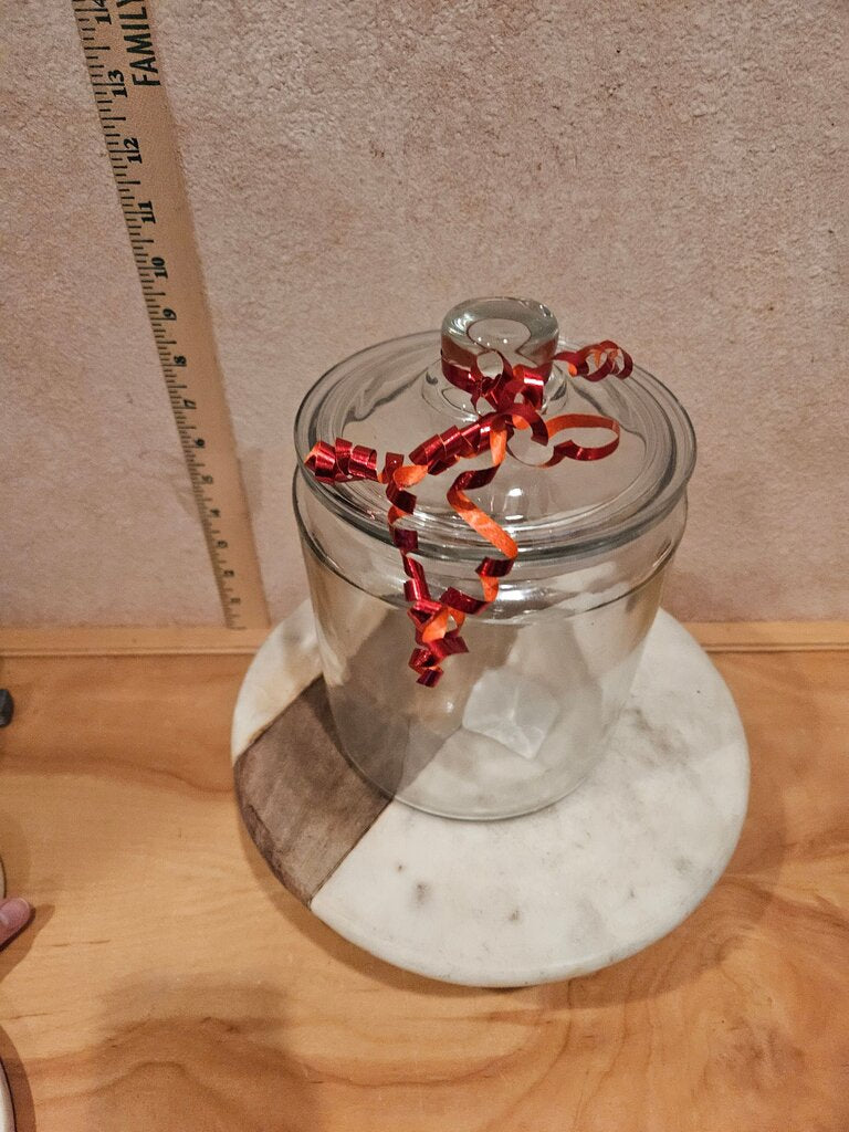 Vintage wide mouth Clear Glass Cookie /Candy/ Nuts Display Jar cloche Garden Cloche Taxidermy terrarium Science Holiday Christmas Displa yscene craft