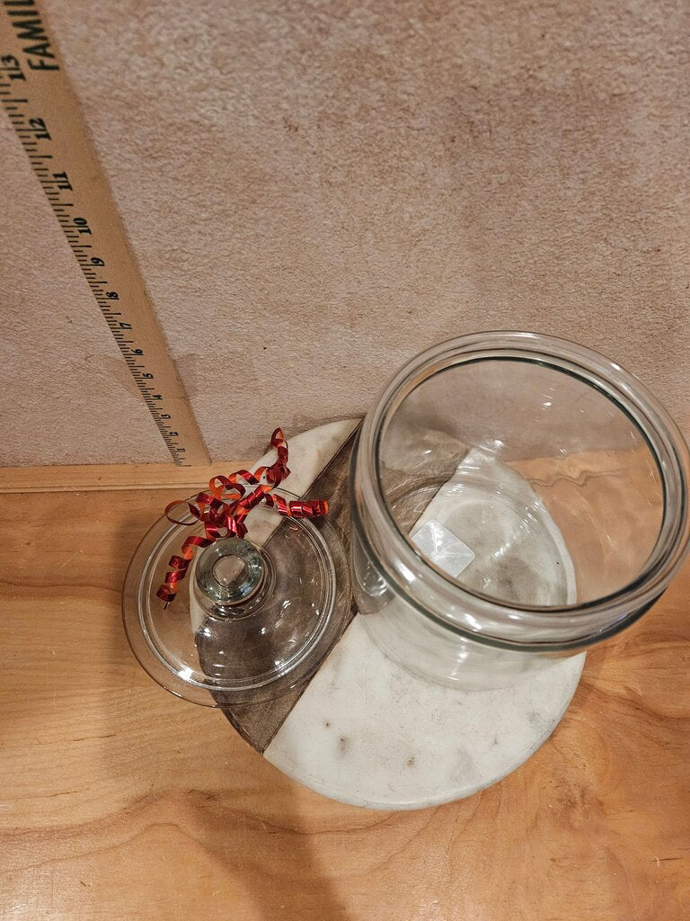 Vintage wide mouth Clear Glass Cookie /Candy/ Nuts Display Jar cloche Garden Cloche Taxidermy terrarium Science Holiday Christmas Displa yscene craft
