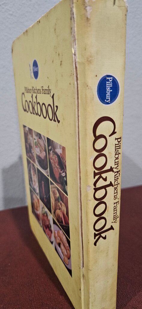 1st Pillsbury Kitchens' Family Cookbook