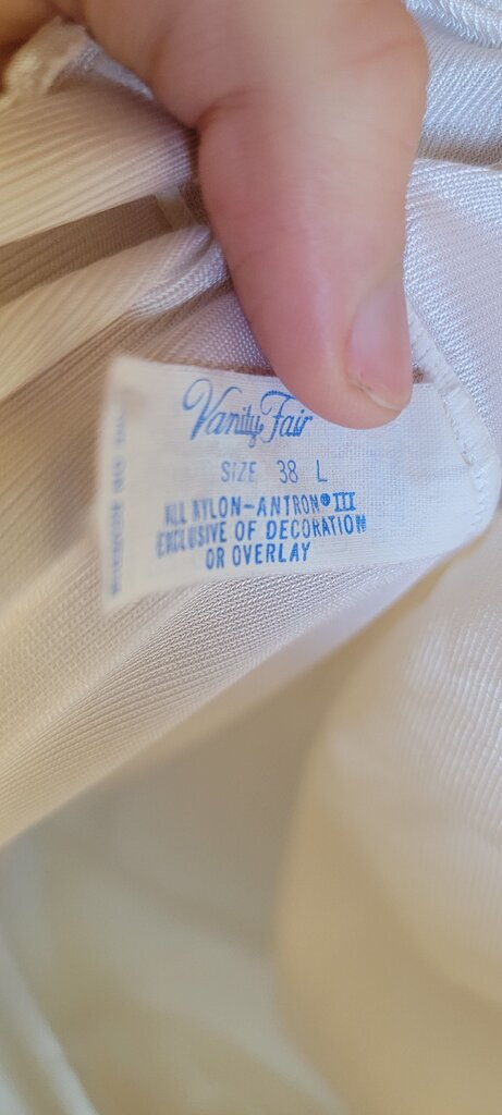 Vanity Fair Nightgown Size 38 L