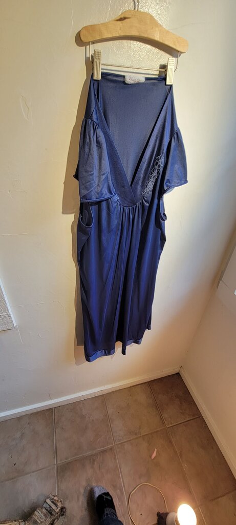 Vanity Fair Women's Nightgown